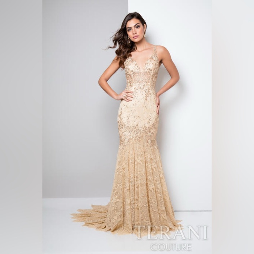 NWT; TERANI PAGEANT GOWN COLLECTION MAXi DRESS💛